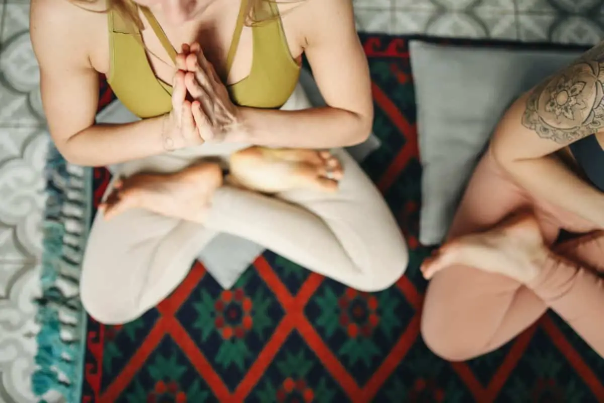 Lotus Pose - Yoga Anatomy | Om Yoga Magazine
